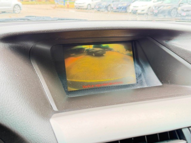 Lexus RX 350 Vehicle Full-screen Gallery Image 08