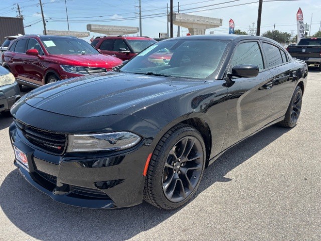 Dodge Charger Vehicle Full-screen Gallery Image 03