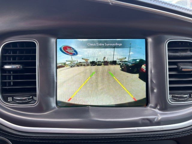 Dodge Charger Vehicle Full-screen Gallery Image 11