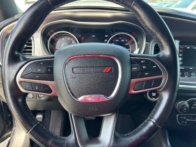 Dodge Charger Vehicle Full-screen Gallery Image 12