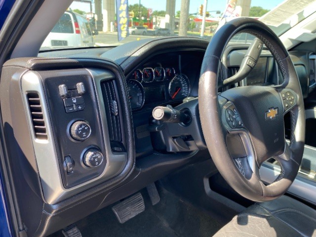 Chevrolet Silverado 1500 Vehicle Full-screen Gallery Image 09