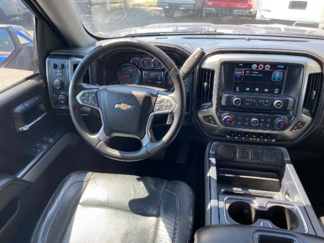 Chevrolet Silverado 1500 Vehicle Full-screen Gallery Image 12