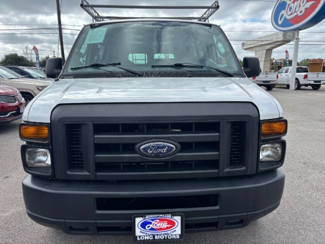 Ford Econoline Cargo Van Vehicle Full-screen Gallery Image 02