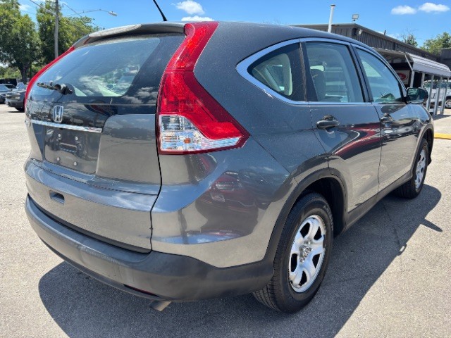 Honda CR-V Vehicle Full-screen Gallery Image 05