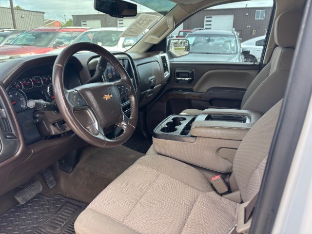 Chevrolet Silverado 1500 Vehicle Full-screen Gallery Image 10