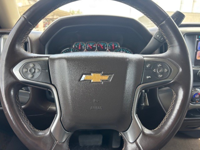 Chevrolet Silverado 1500 Vehicle Full-screen Gallery Image 12