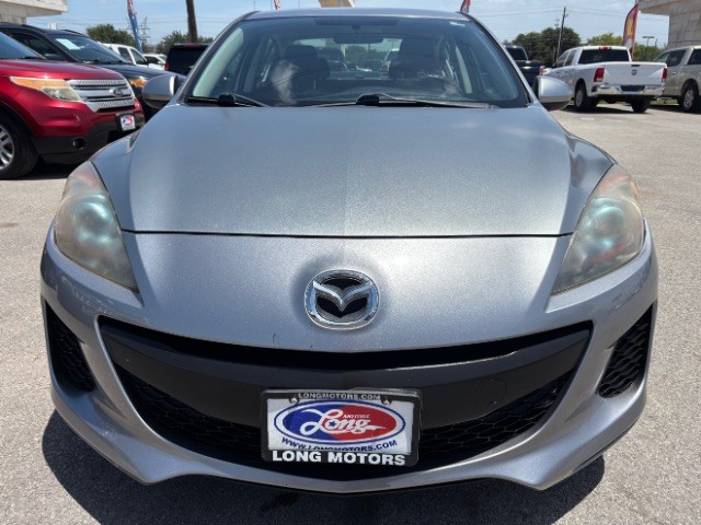 Mazda Mazda3 Vehicle Full-screen Gallery Image 02