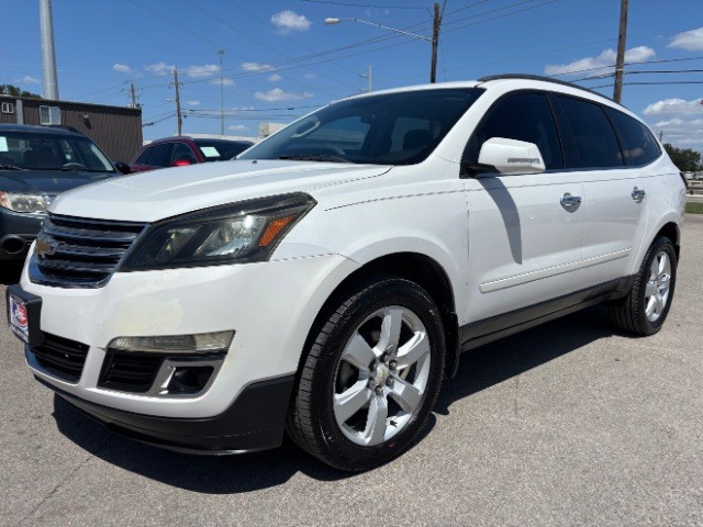 Chevrolet Traverse Vehicle Full-screen Gallery Image 03