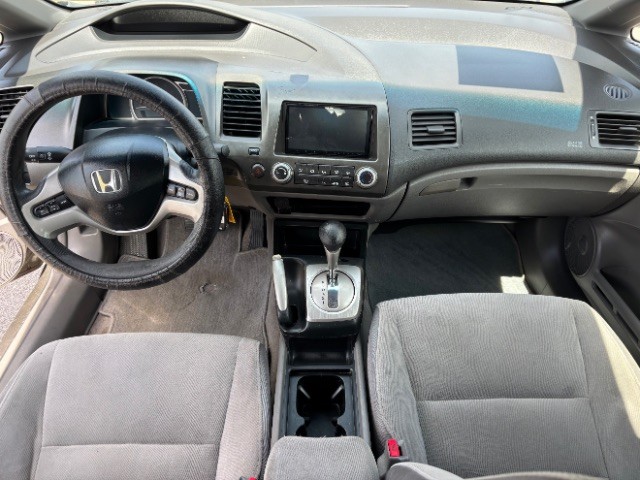 Honda Civic Vehicle Full-screen Gallery Image 07