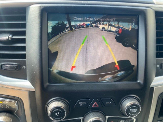 Ram 1500 Vehicle Full-screen Gallery Image 13