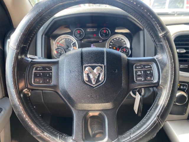 Ram 1500 Vehicle Full-screen Gallery Image 14