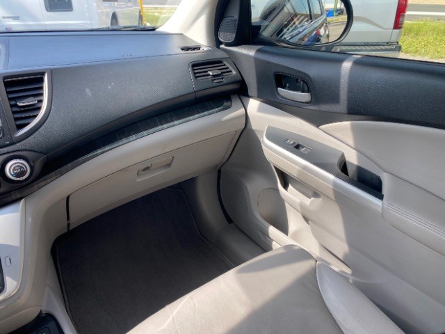 Honda CR-V Vehicle Full-screen Gallery Image 10