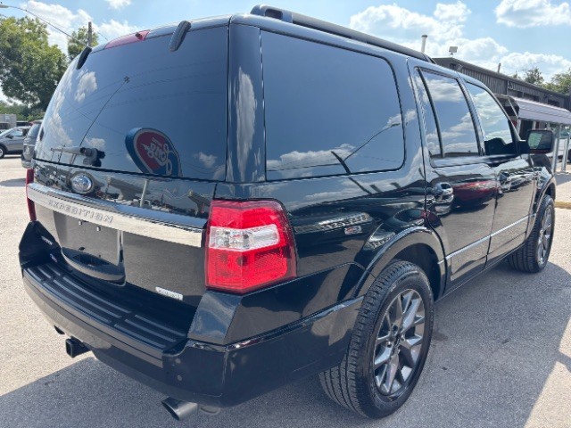 Ford Expedition Vehicle Full-screen Gallery Image 05