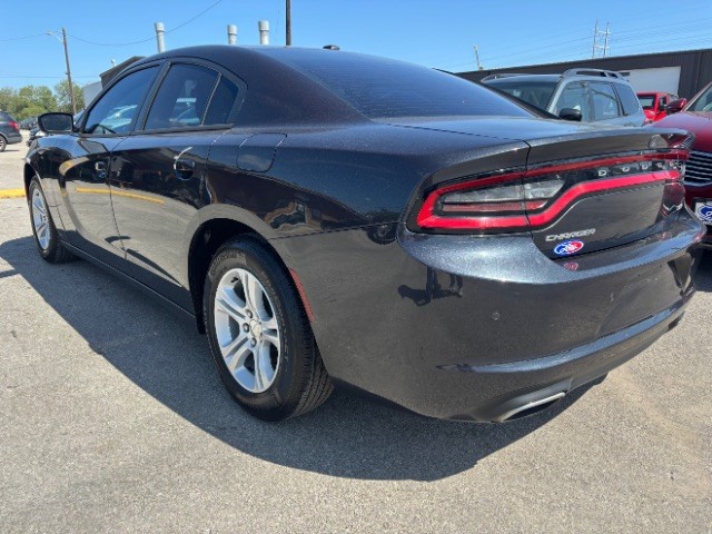 Dodge Charger Vehicle Full-screen Gallery Image 04