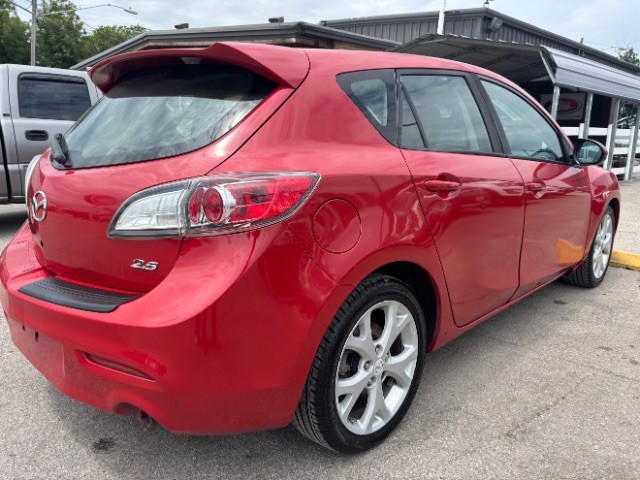 Mazda Mazda3 Hatchback Vehicle Full-screen Gallery Image 05