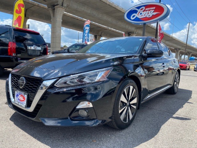 more details - nissan altima
