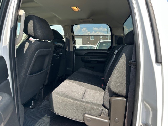 GMC Sierra 1500 Vehicle Full-screen Gallery Image 11