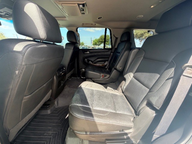 Chevrolet Tahoe Vehicle Full-screen Gallery Image 11