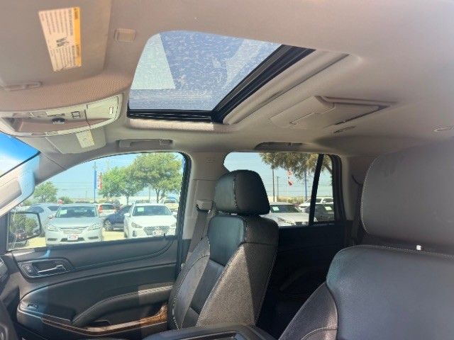 Chevrolet Tahoe Vehicle Full-screen Gallery Image 14