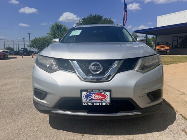 Nissan Rogue Vehicle Full-screen Gallery Image 02
