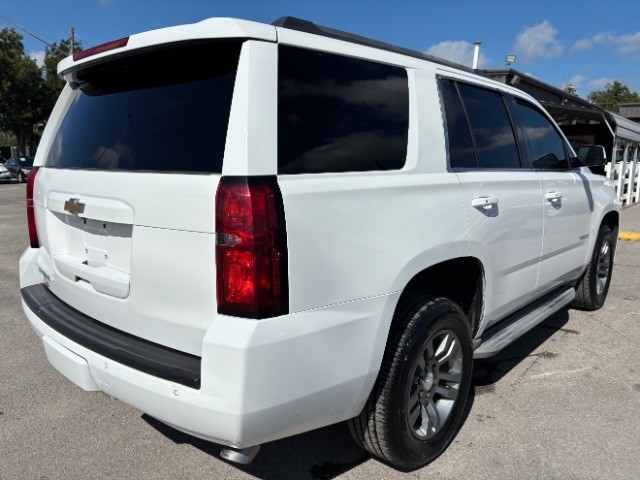 Chevrolet Tahoe Vehicle Full-screen Gallery Image 05