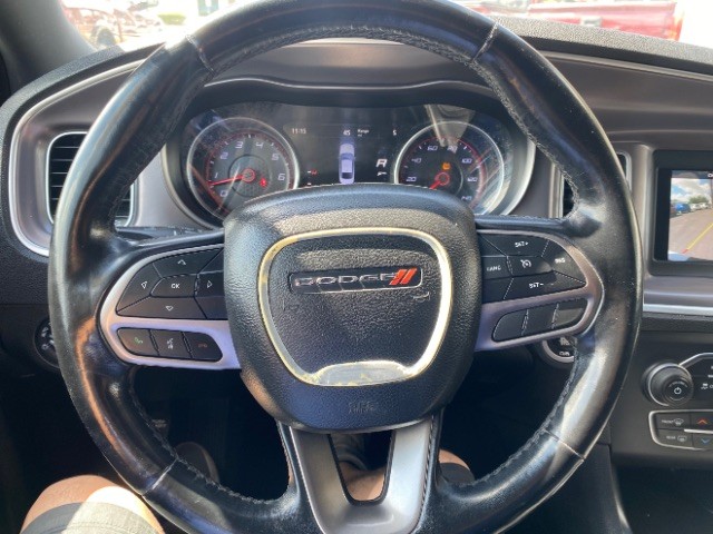 Dodge Charger Vehicle Full-screen Gallery Image 14