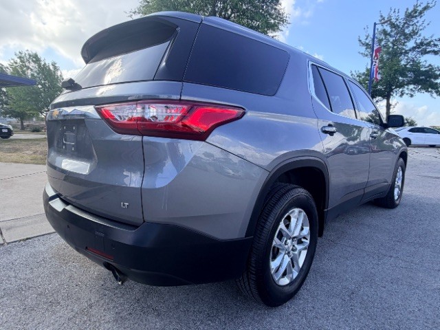 Chevrolet Traverse Vehicle Full-screen Gallery Image 04