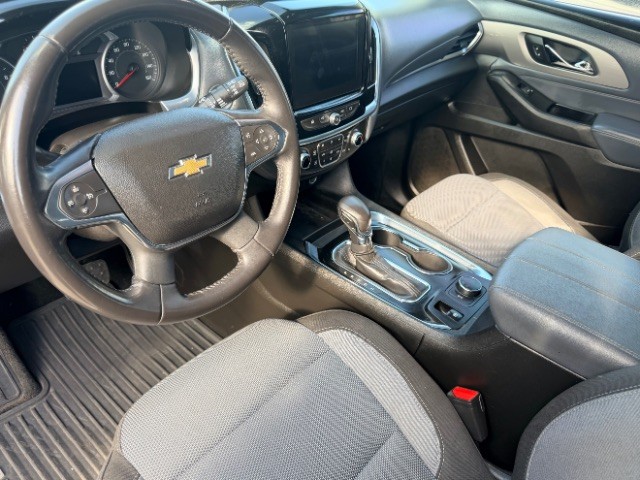 Chevrolet Traverse Vehicle Full-screen Gallery Image 09