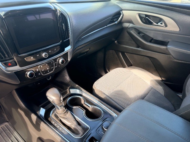 Chevrolet Traverse Vehicle Full-screen Gallery Image 10