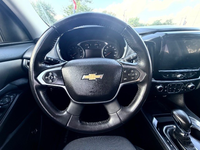 Chevrolet Traverse Vehicle Full-screen Gallery Image 16