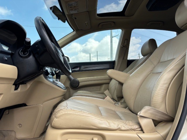 Honda CR-V Vehicle Full-screen Gallery Image 10