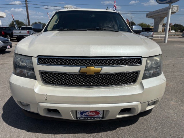 Chevrolet Tahoe Vehicle Full-screen Gallery Image 02