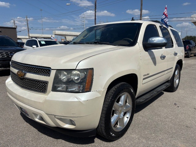 Chevrolet Tahoe Vehicle Full-screen Gallery Image 03