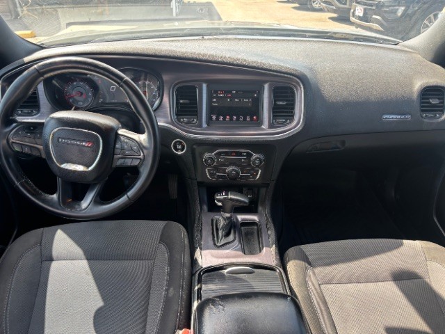 Dodge Charger Vehicle Full-screen Gallery Image 06