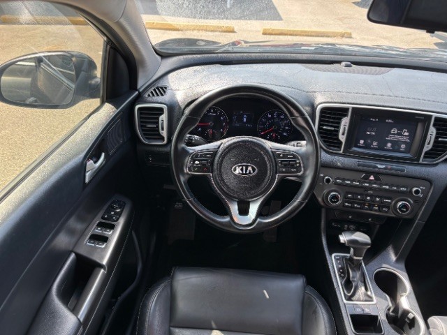 Kia Sportage Vehicle Full-screen Gallery Image 07