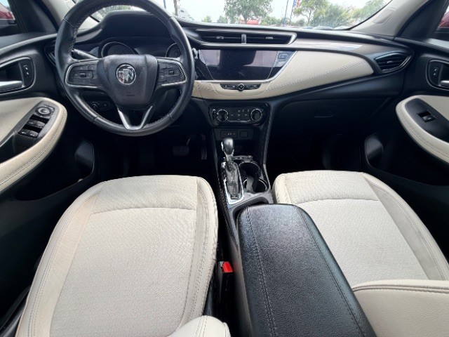 Buick Encore GX Vehicle Full-screen Gallery Image 06