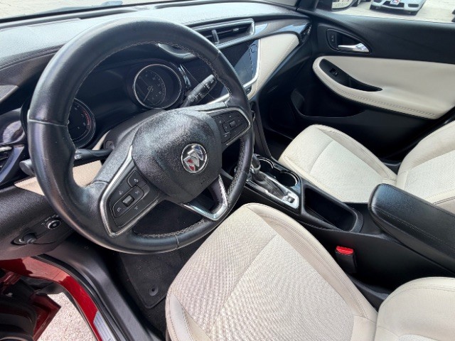 Buick Encore GX Vehicle Full-screen Gallery Image 09