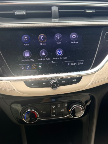 Buick Encore GX Vehicle Full-screen Gallery Image 12