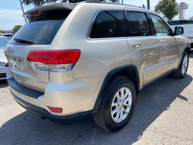 Jeep Grand Cherokee Vehicle Full-screen Gallery Image 04