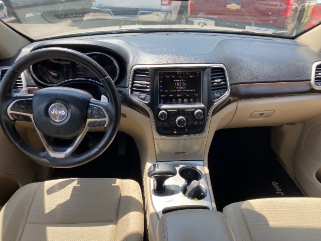 Jeep Grand Cherokee Vehicle Full-screen Gallery Image 06