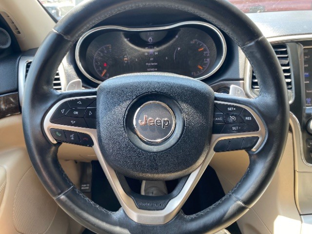 Jeep Grand Cherokee Vehicle Full-screen Gallery Image 13