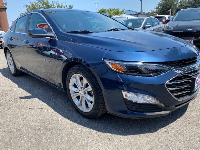 Chevrolet Malibu Vehicle Full-screen Gallery Image 04