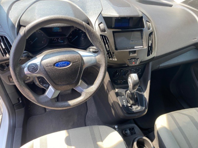 Ford Transit Connect Vehicle Full-screen Gallery Image 06
