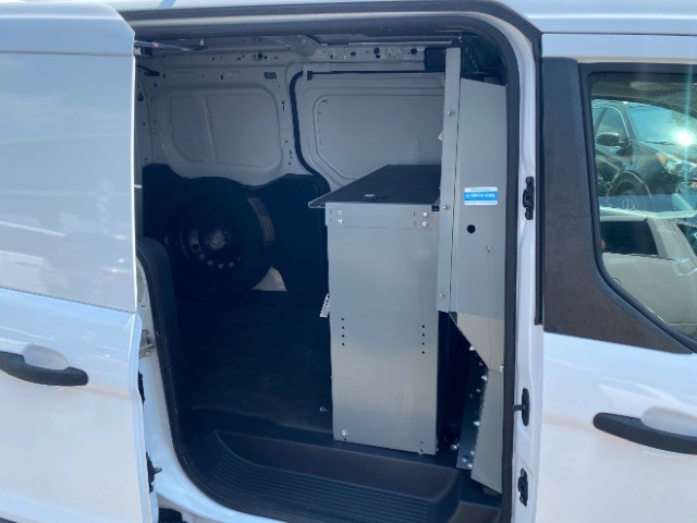 Ford Transit Connect Vehicle Full-screen Gallery Image 08