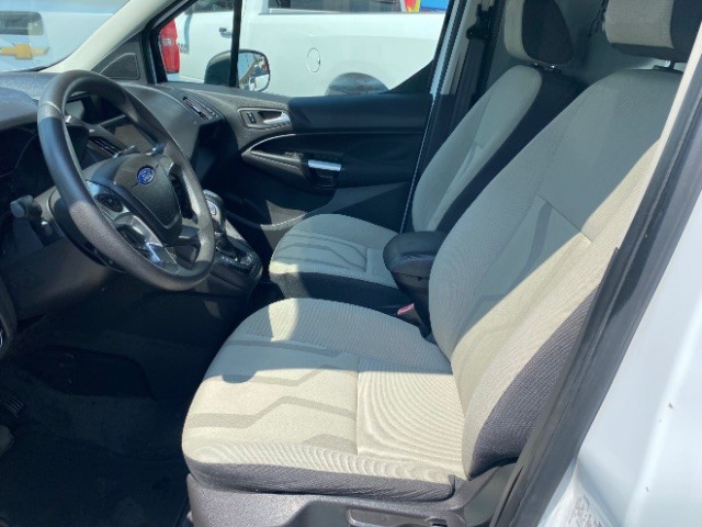 Ford Transit Connect Vehicle Full-screen Gallery Image 09