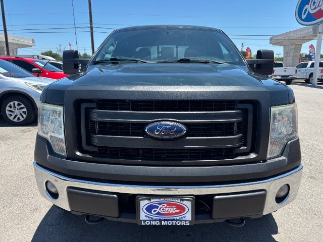 Ford F-150 Vehicle Full-screen Gallery Image 02