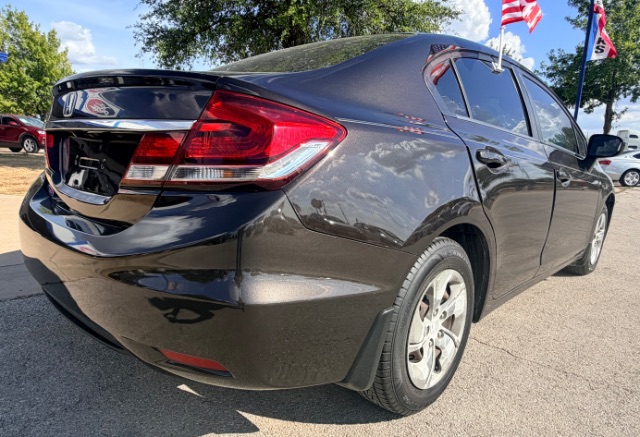 Honda Civic Sedan Vehicle Full-screen Gallery Image 04