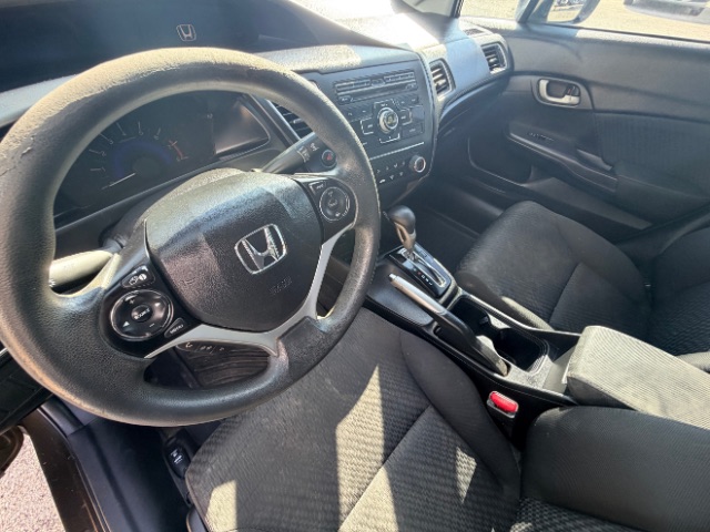 Honda Civic Sedan Vehicle Full-screen Gallery Image 09