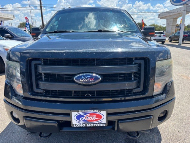Ford F-150 Vehicle Full-screen Gallery Image 02