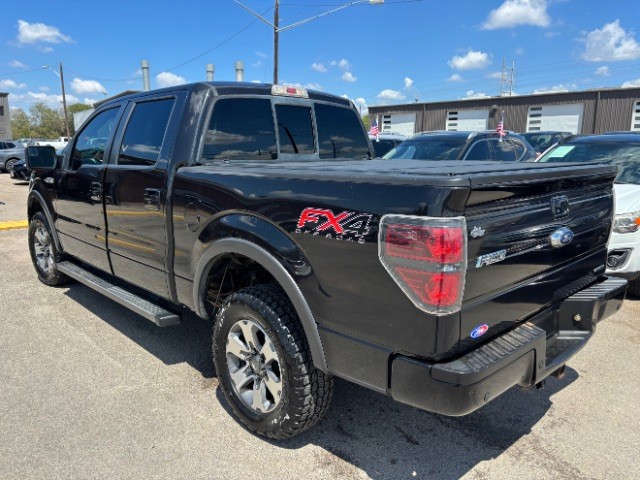 Ford F-150 Vehicle Full-screen Gallery Image 04